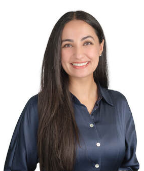 Photo of Dr. Navneet Gill, DMD